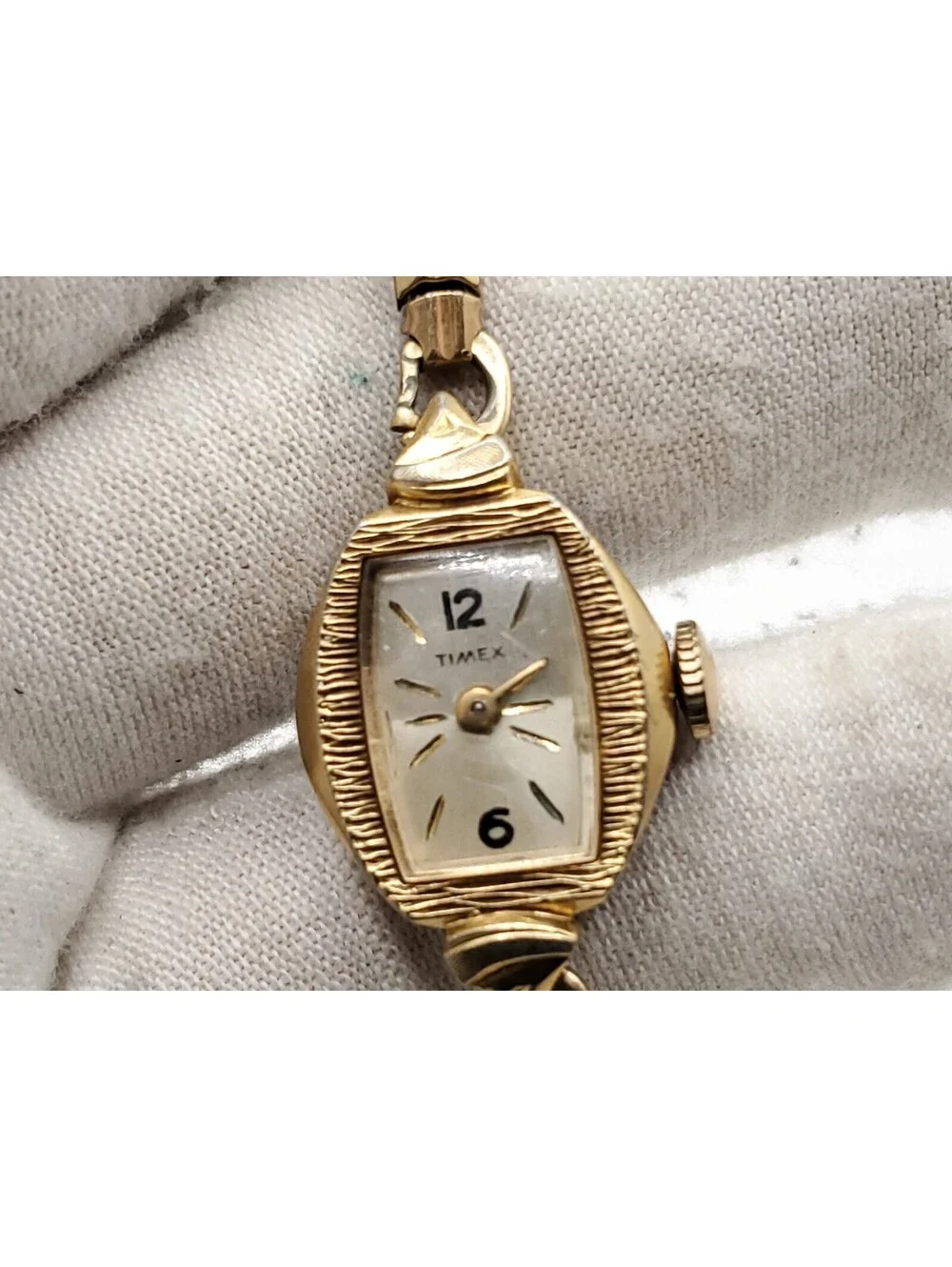 Vintage Mechanical Womens Timex Watch For Parts Or Repair